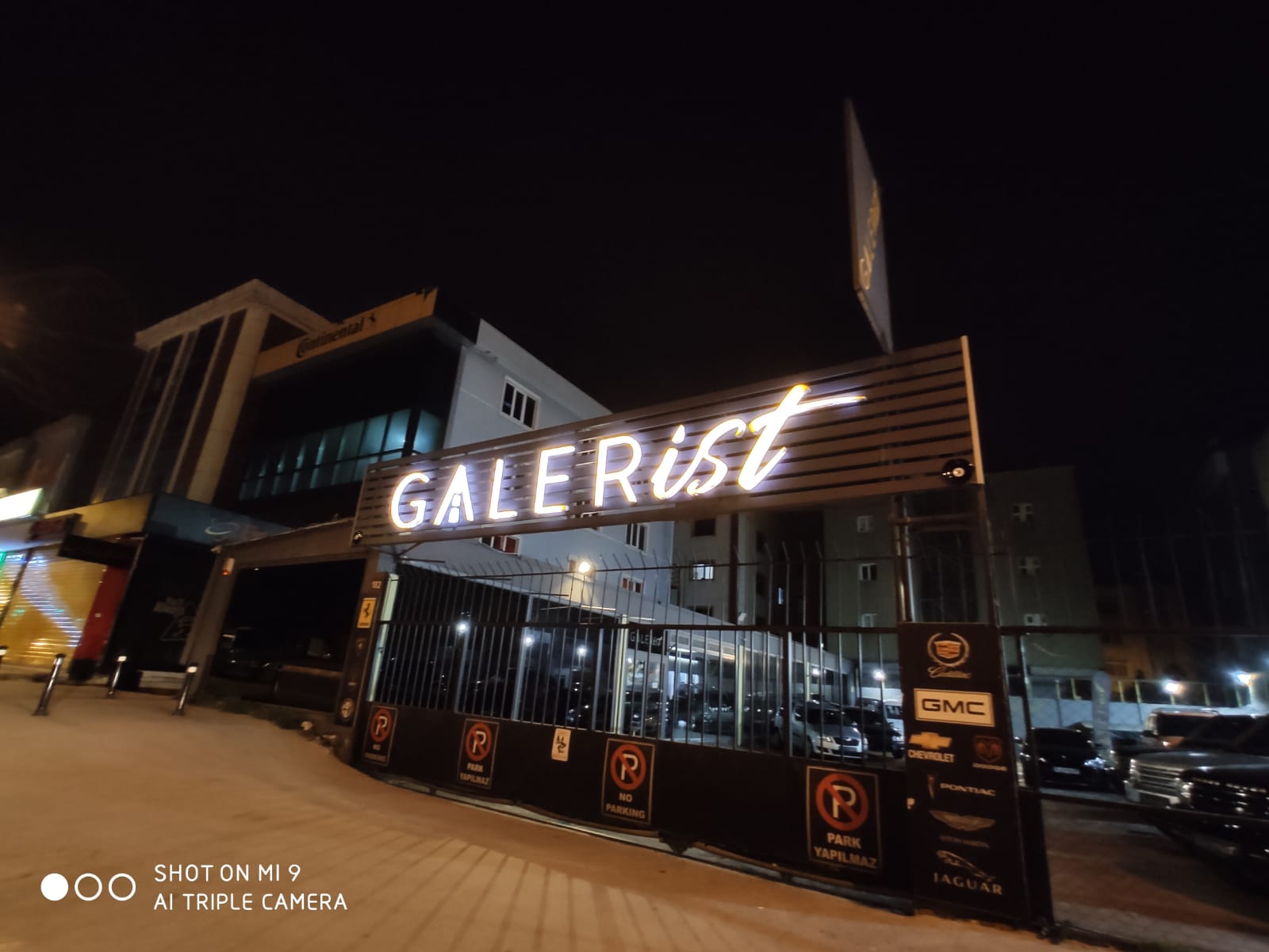 ATAŞEHİR IŞIKLI OTO GALERİ TABELASI 